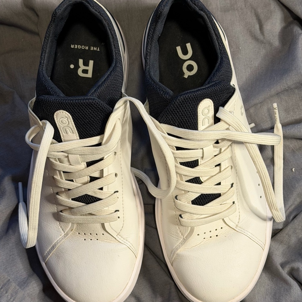 ON Roger Federer shoes